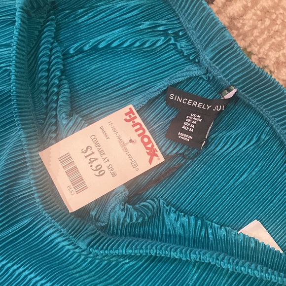 Cute funky ribbed pants for sale - Picture 2 of 2